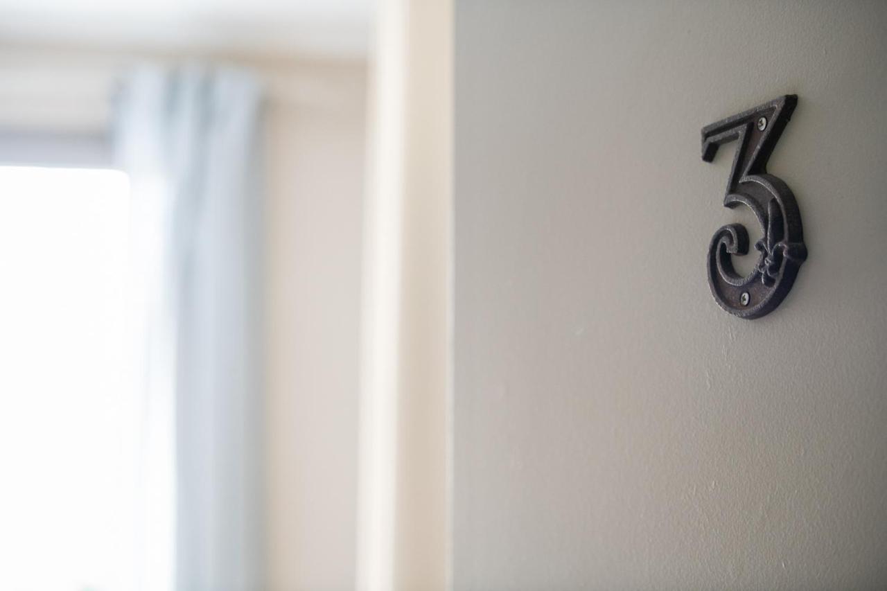 Chez Jostel - Chambre 6 Genay  外观 照片